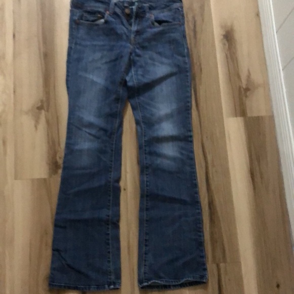 AMERICAN EAGLE ORIGINAL BOOT STRETCH JEANS 6 long. Crotch is 6”. Length is 32” - Picture 7 of 7